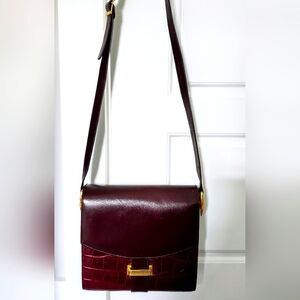 Abo Tira Alligator Leather Vintage Shoulder Bag Cherry Red Gold Accents